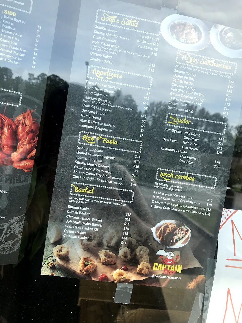 Restaurant menu with combo categories.